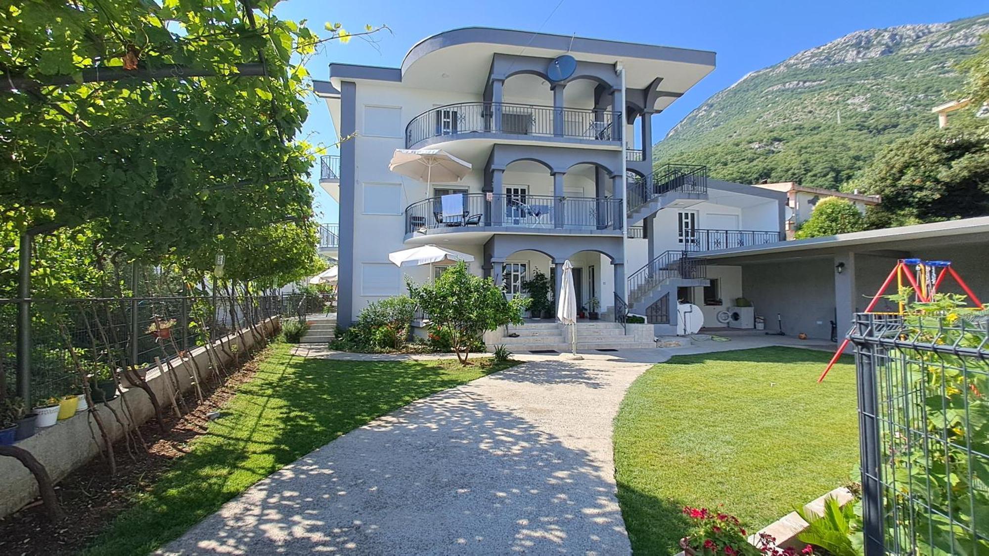 Apartments Sofia Sutomore Exterior photo